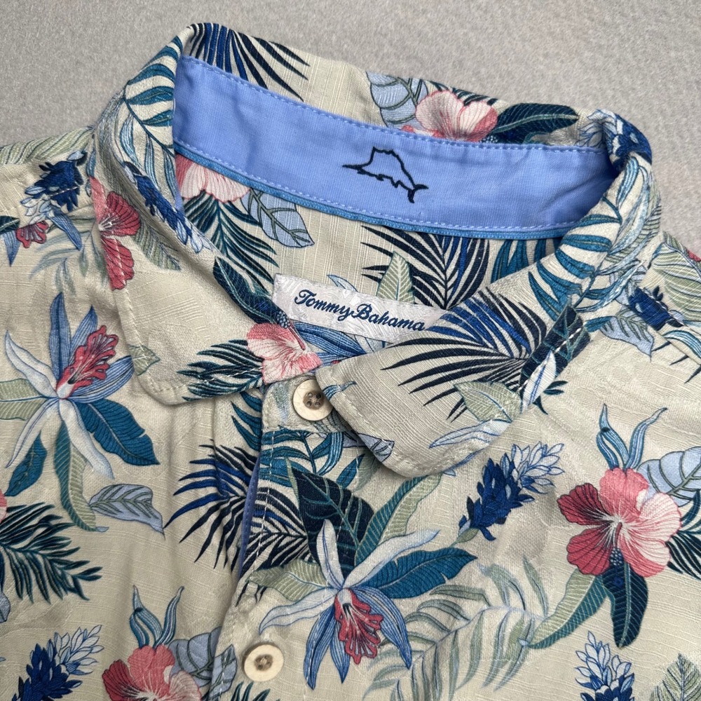 Tommy Bahama Button Down Shirt Mens M Beige Blue Tropical Floral 100% Silk